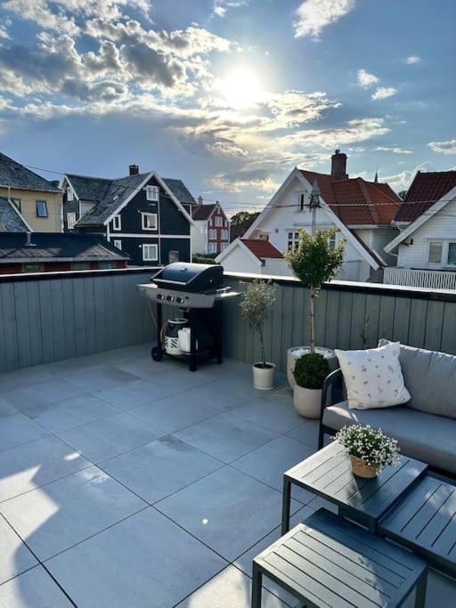 Sjarmerende Og Sentralt Beliggende Med Stor Ballkong Pa Storhaug - Perfekt Sommerleie! * Stavanger
